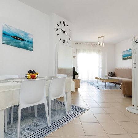 Gus Apartament Vlorë Exteriér fotografie
